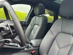 Porsche Macan T AWD 2026