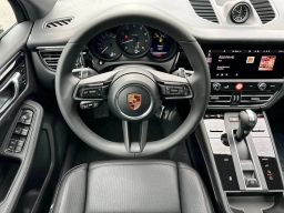 Porsche Macan T AWD 2026