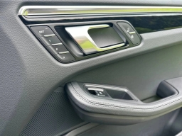 Porsche Macan T AWD 2026