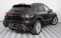 Porsche Macan T AWD 2026