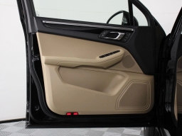 Porsche Macan T AWD 2026