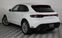 Porsche Macan T AWD 2026