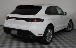 Porsche Macan T AWD 2026