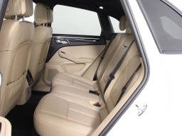 Porsche Macan T AWD 2026