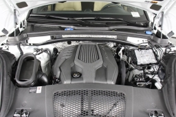 Porsche Macan T AWD 2026