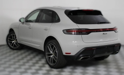 Porsche Macan T AWD 2026