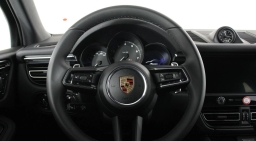 Porsche Macan T AWD 2026