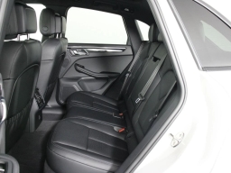 Porsche Macan T AWD 2026