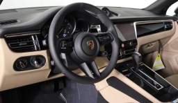 Porsche Macan T AWD 2026