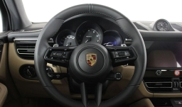 Porsche Macan T AWD 2026