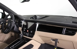 Porsche Macan T AWD 2026