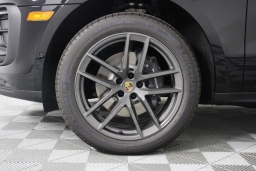 Porsche Macan T AWD 2026