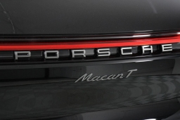 Porsche Macan T AWD 2026