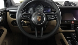 Porsche Macan T AWD 2026