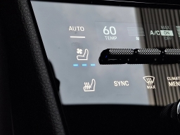 Porsche Cayenne Base AWD 2026