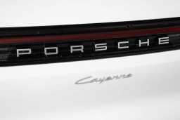Porsche Cayenne Base AWD 2026
