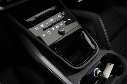 Porsche Cayenne Base AWD 2026