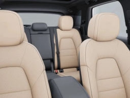 Porsche Cayenne Base AWD 2026