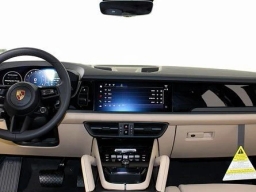 Porsche Cayenne Base AWD 2026