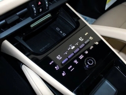 Porsche Cayenne Base AWD 2026