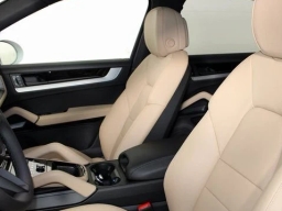 Porsche Cayenne Base AWD 2026