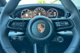 Porsche Cayenne Base AWD 2026