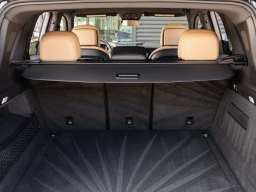 Porsche Cayenne Base AWD 2026