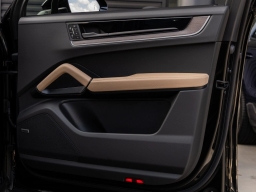 Porsche Cayenne Base AWD 2026