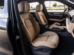 Porsche Cayenne Base AWD 2026