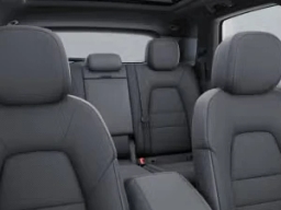 Porsche Cayenne Base AWD 2026