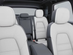 Porsche Cayenne Base AWD 2026