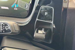 Porsche Cayenne Base AWD 2026