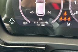 Porsche Cayenne Base AWD 2026