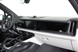 Porsche Cayenne Base AWD 2026