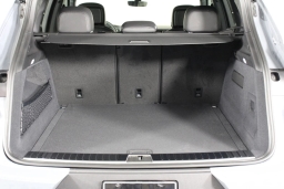 Porsche Cayenne Base AWD 2026