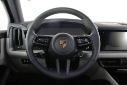 Porsche Cayenne Base AWD 2026