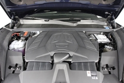 Porsche Cayenne Base AWD 2026