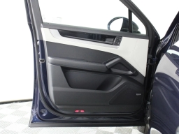Porsche Cayenne Base AWD 2026