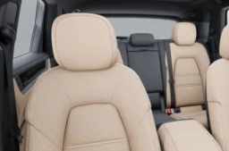 Porsche Cayenne Base AWD 2026