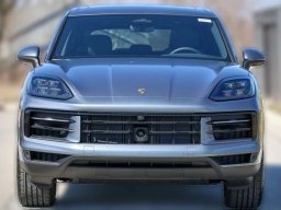 Porsche Cayenne Base AWD 2026