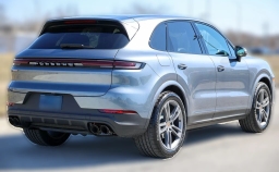 Porsche Cayenne Base AWD 2026