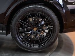 Porsche Cayenne Base AWD 2026