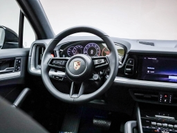 Porsche Cayenne Base AWD 2026