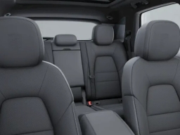 Porsche Cayenne Base AWD 2026