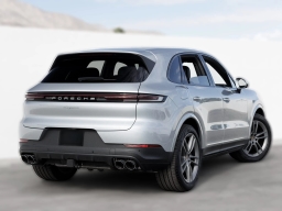 Porsche Cayenne Base AWD 2025