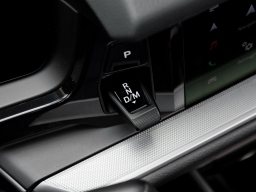 Porsche Cayenne Base AWD 2025