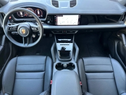 Porsche Cayenne Base AWD 2026