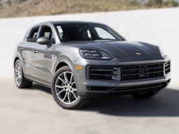 Porsche Cayenne Base AWD 2025