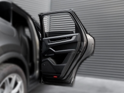 Porsche Cayenne Base AWD 2025