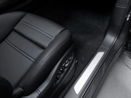 Porsche Cayenne Base AWD 2025